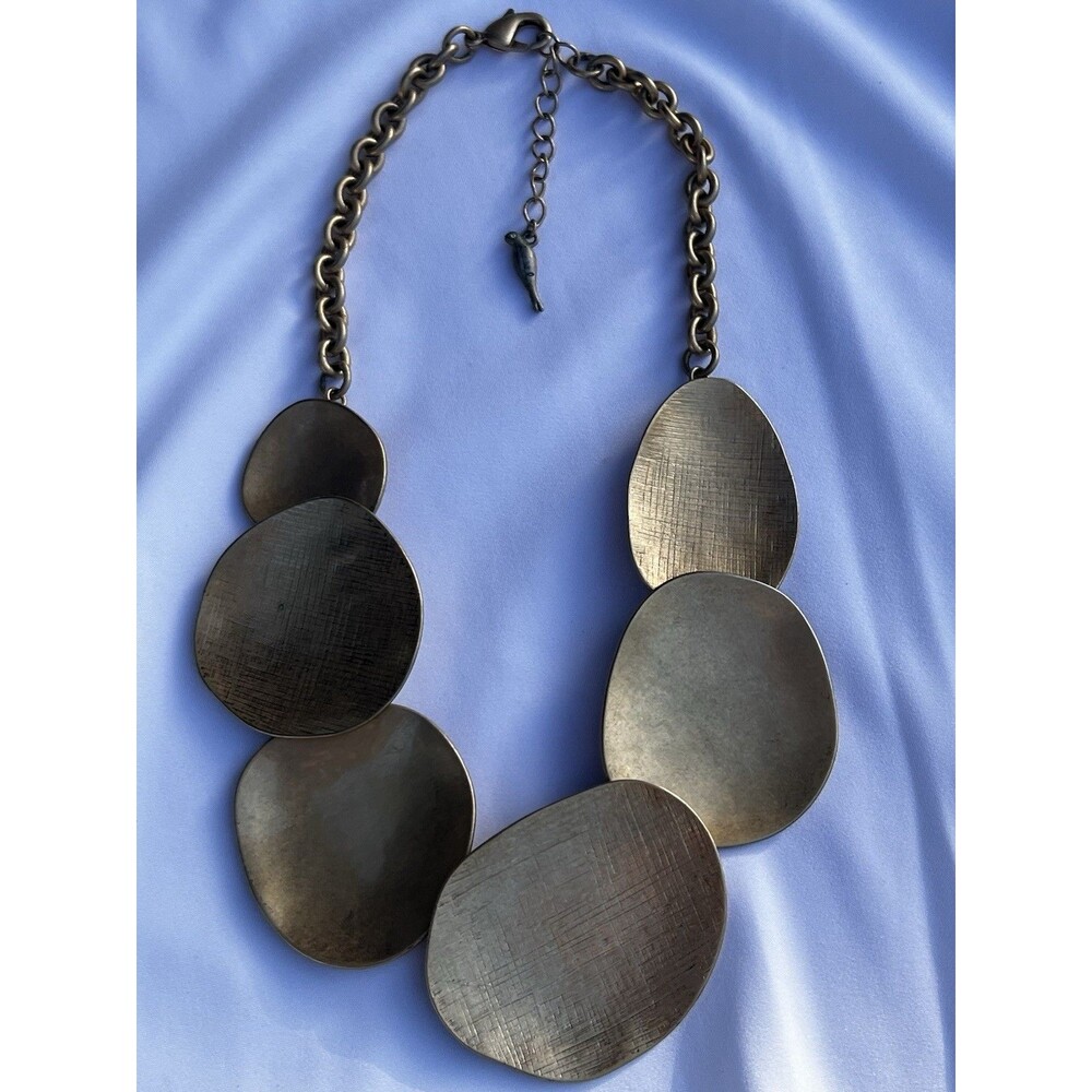 Vintage Chloe + Isabel Collar Necklace 16in Long With 2in Extension - Gold color